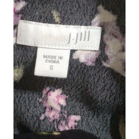 J.Jill Blouse Layered Asymmetrical Crepe Floral Black 100% Rayon Size Small - Picture 3 of 5